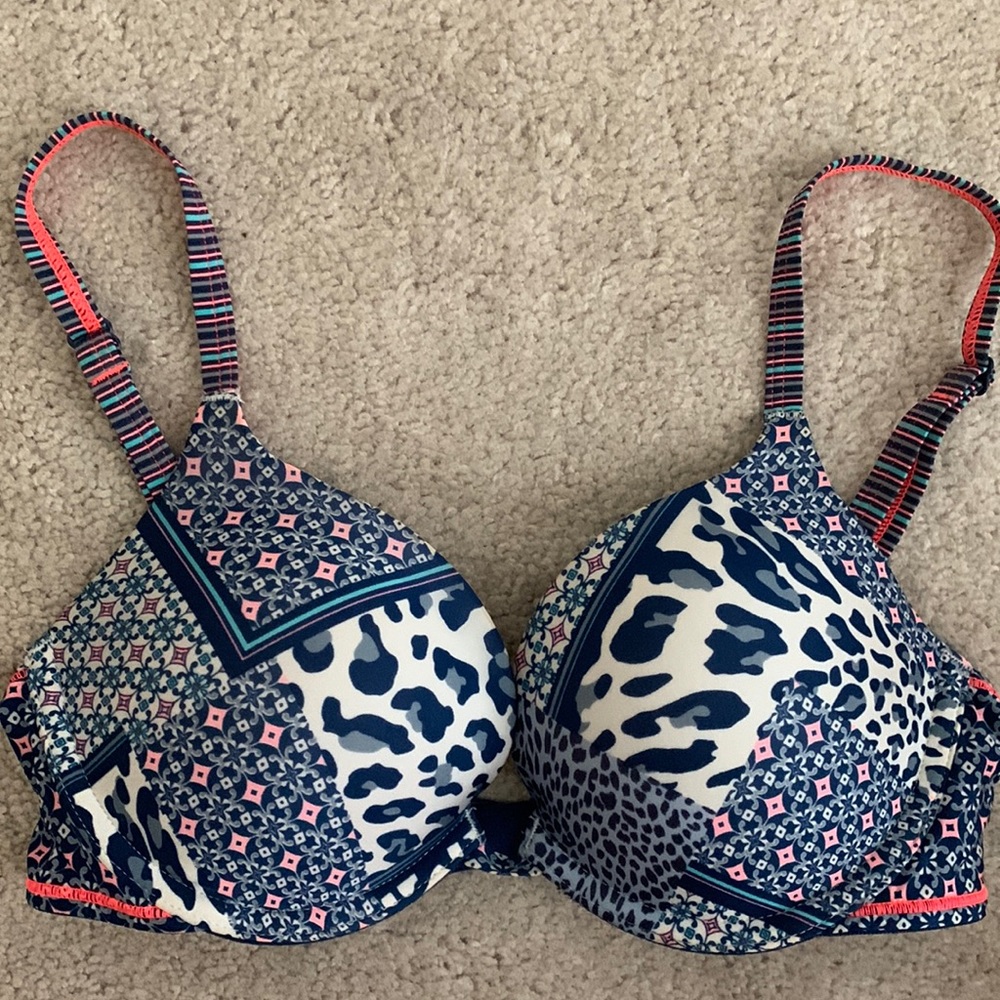 Victoria’s Secret push-up bra